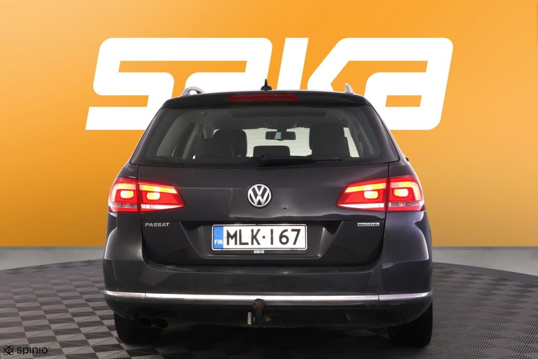 VOLKSWAGEN Passat 2013
