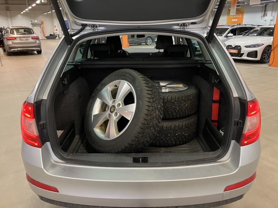 SKODA Octavia 2016