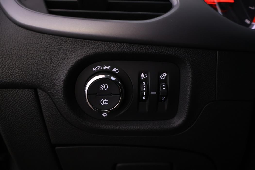 OPEL Astra 2016