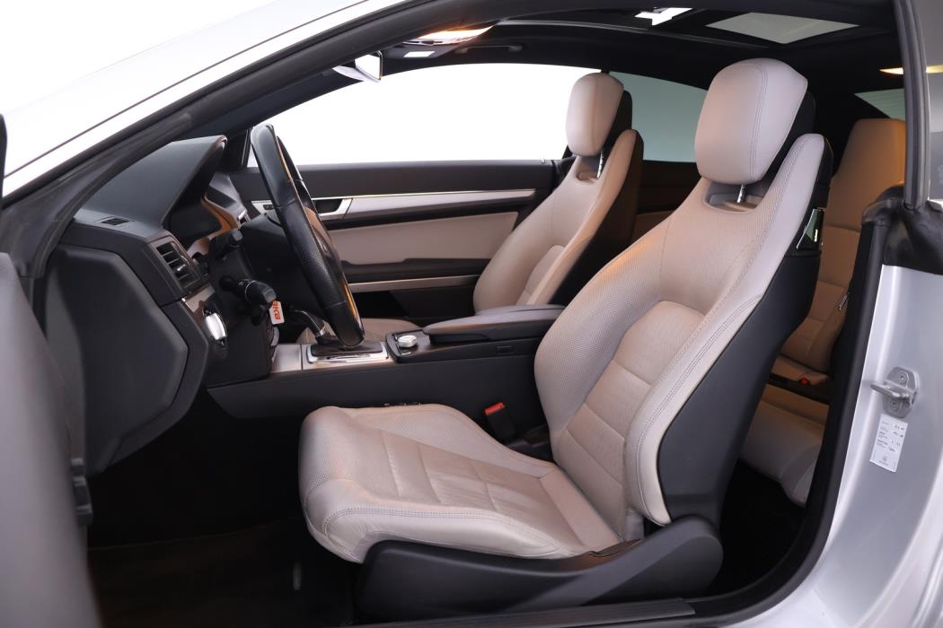 MERCEDES-BENZ E 2009