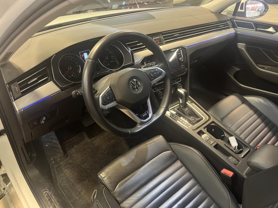 VOLKSWAGEN Passat 2020