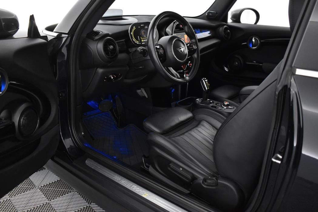 MINI COOPER SE 2021