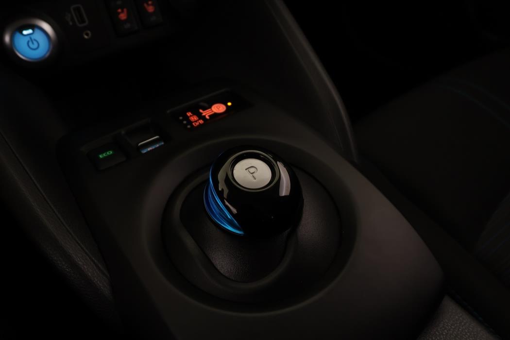 NISSAN Leaf 2022
