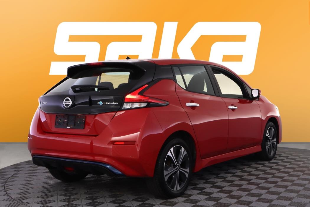 NISSAN Leaf 2022