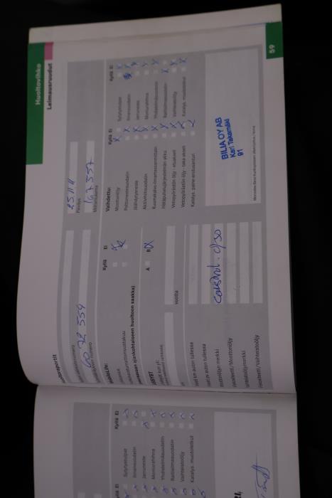 MERCEDES-BENZ C 2005