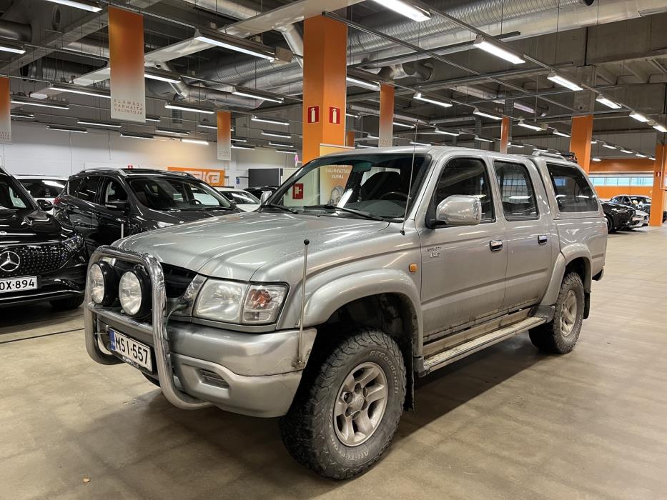 TOYOTA Hilux 2004