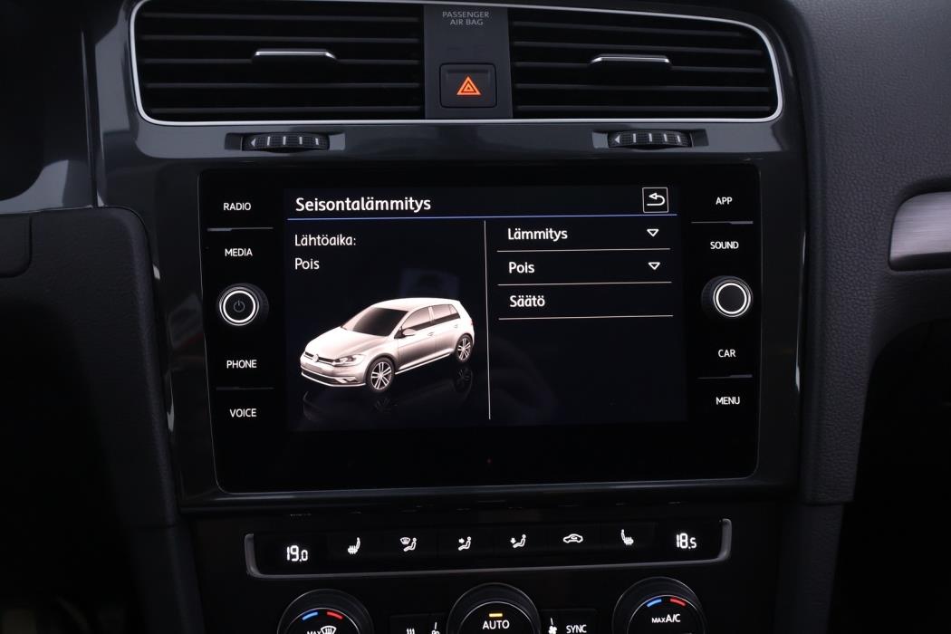 VOLKSWAGEN Golf 2020