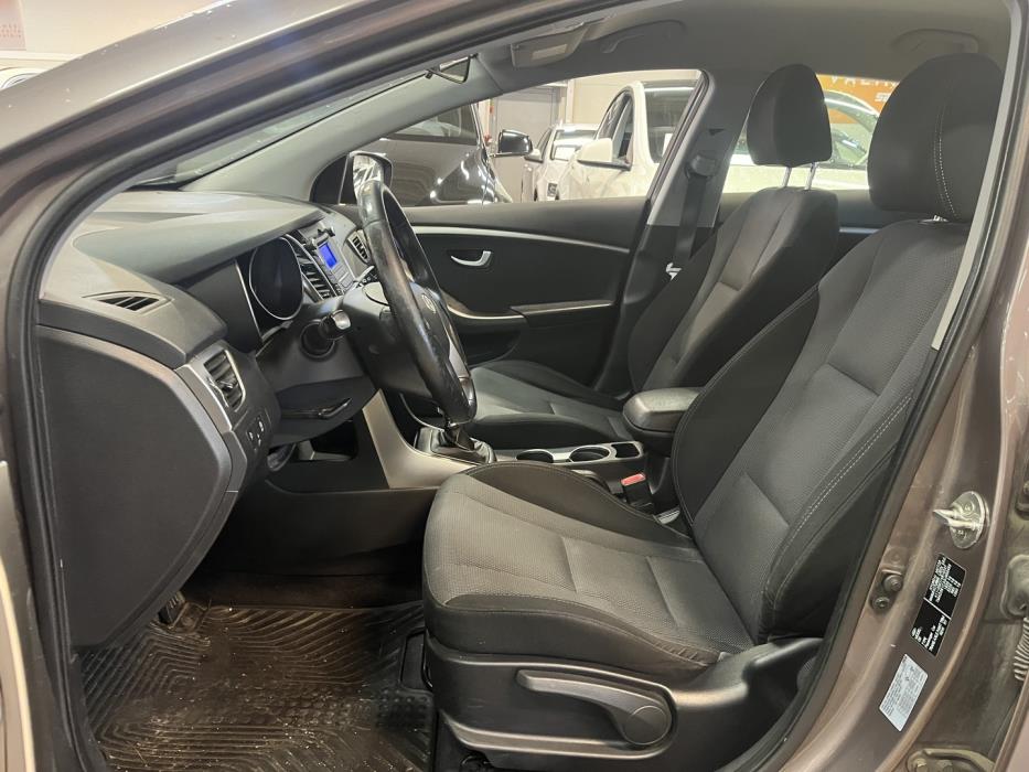 HYUNDAI I30 2013