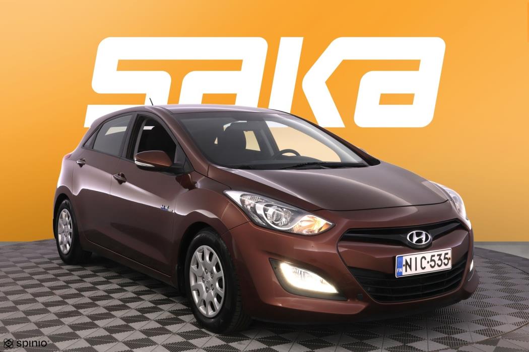 HYUNDAI i30 2013