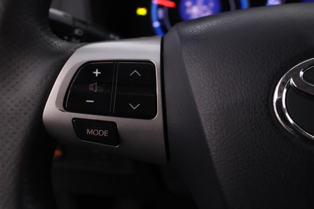 TOYOTA Auris 2011
