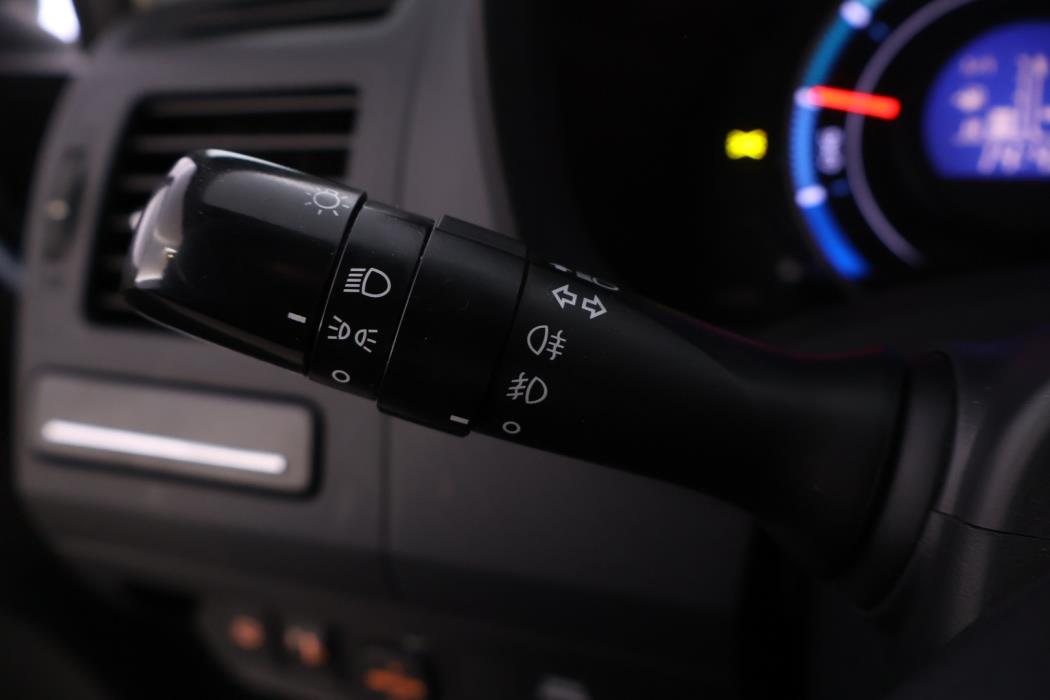 TOYOTA Auris 2011