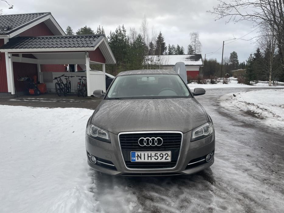 AUDI A3 2012