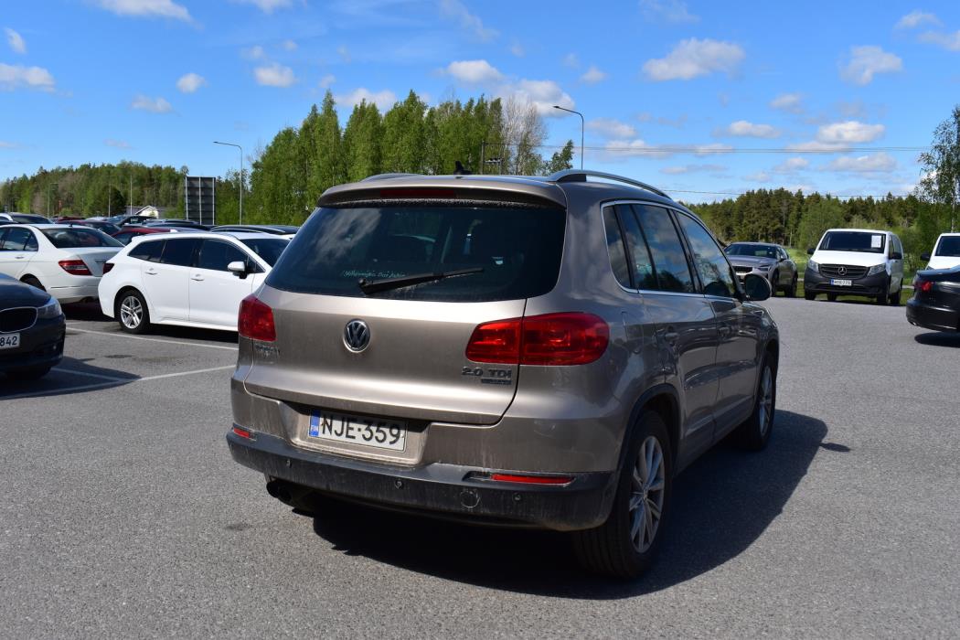 VOLKSWAGEN Tiguan 2013