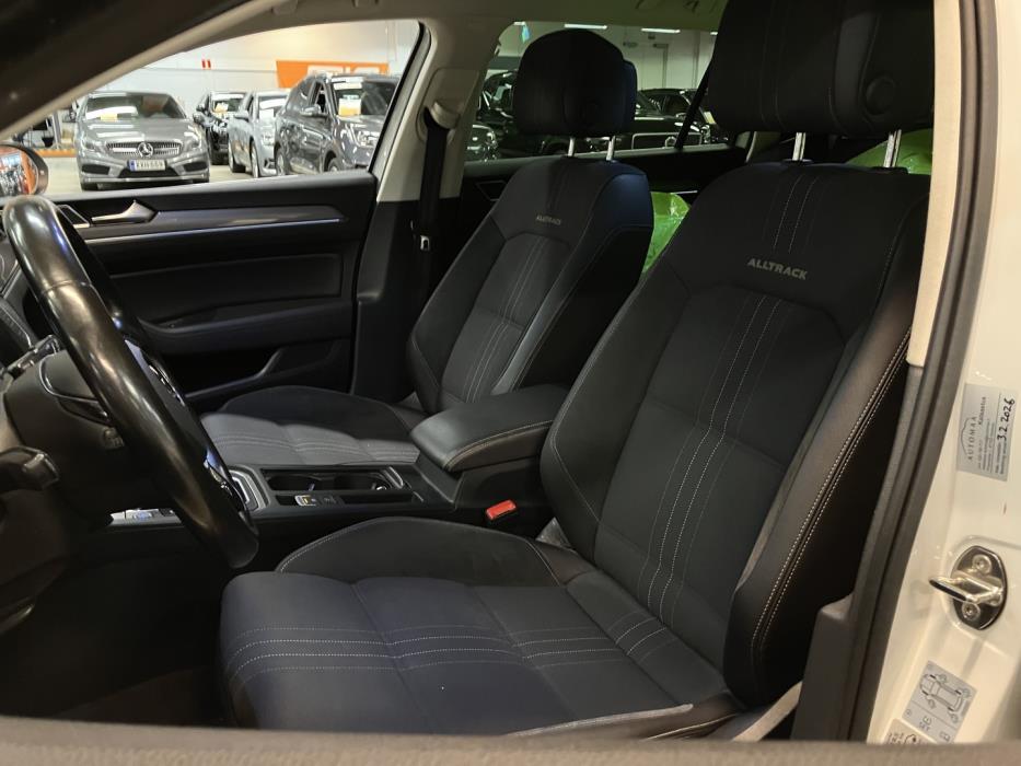 VOLKSWAGEN Passat 2016