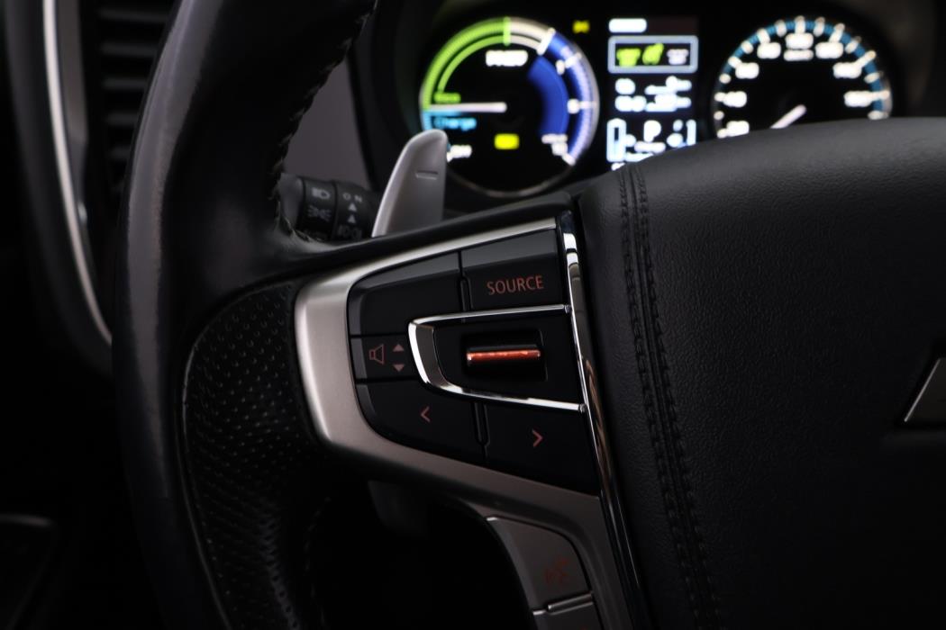 MITSUBISHI Outlander PHEV 2020