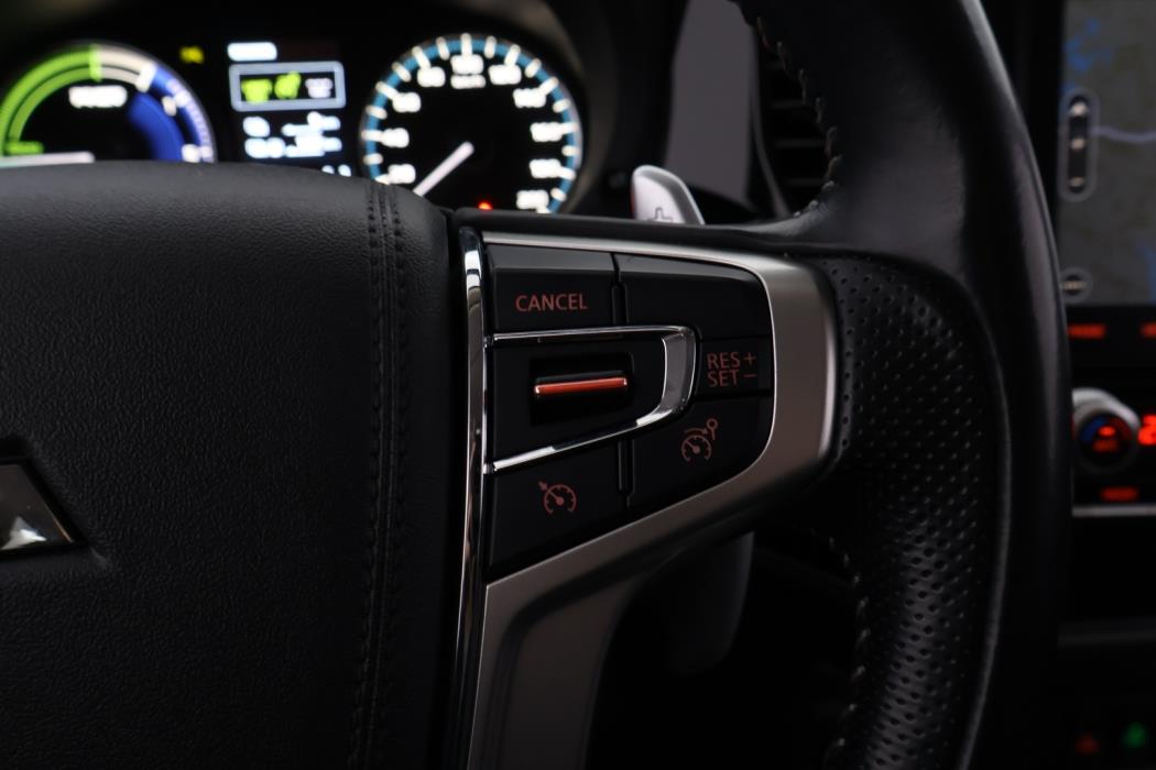 MITSUBISHI Outlander PHEV 2020