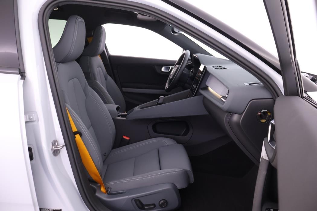 POLESTAR 2 2023