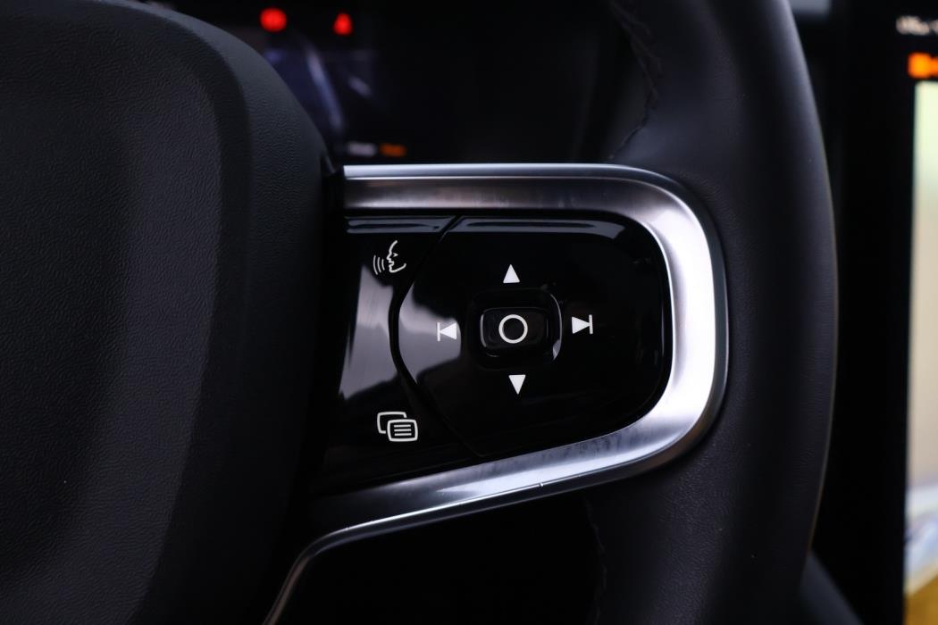 POLESTAR 2 2023