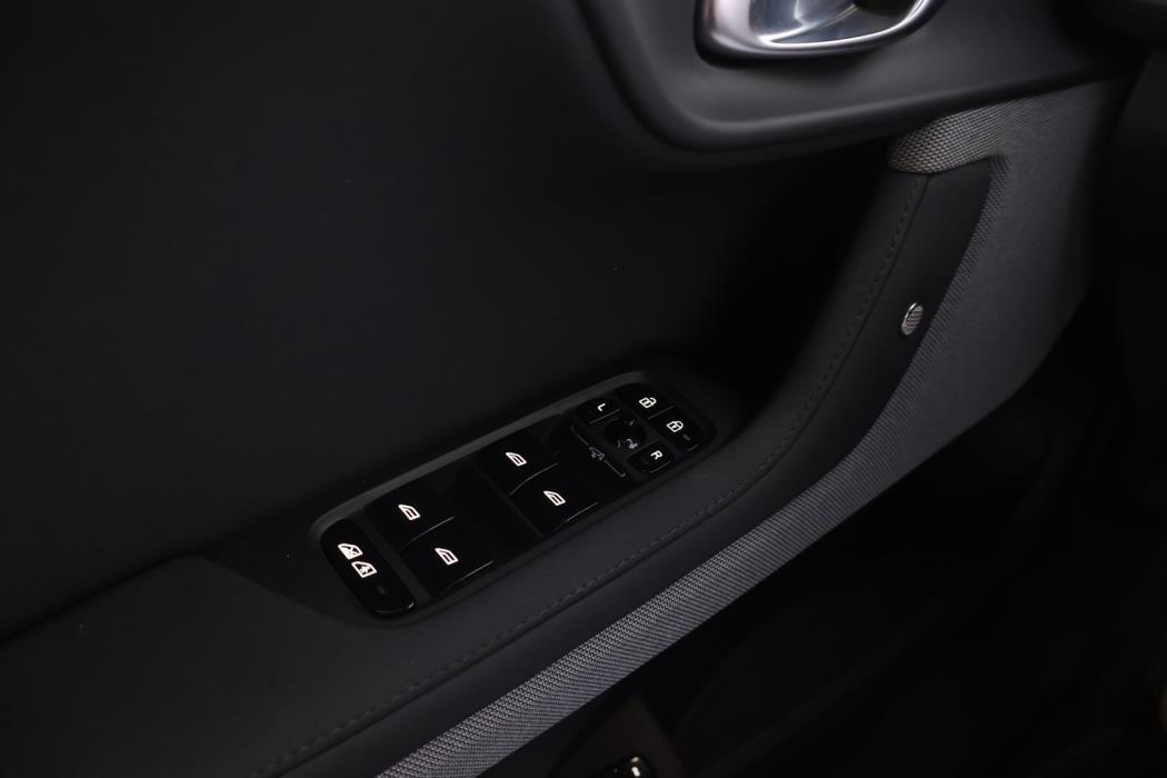 POLESTAR 2 2023
