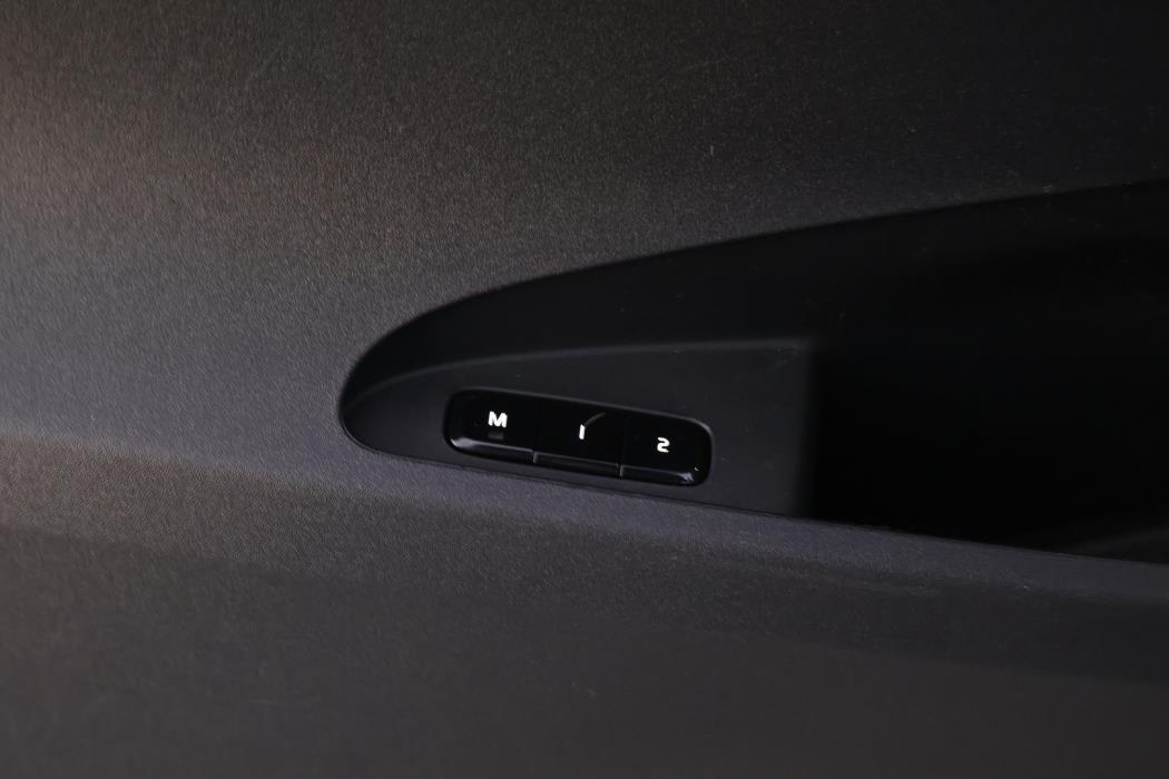 POLESTAR 2 2023