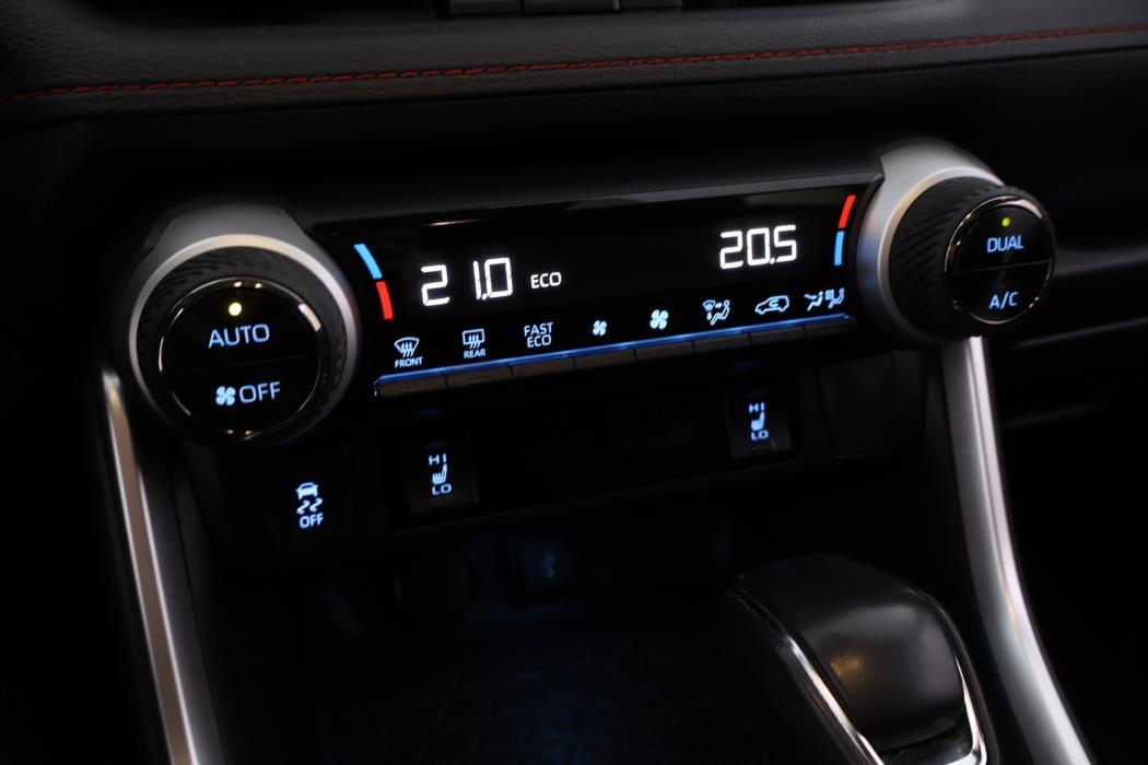 TOYOTA RAV4 Plug-in 2023