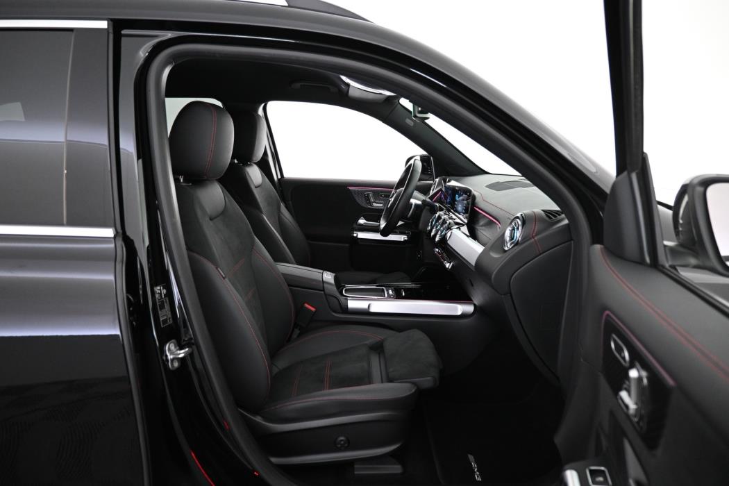 MERCEDES-BENZ EQB 2025