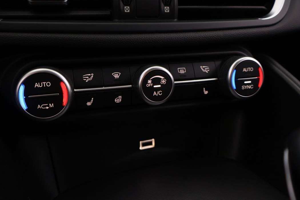 ALFA ROMEO Giulia 2018