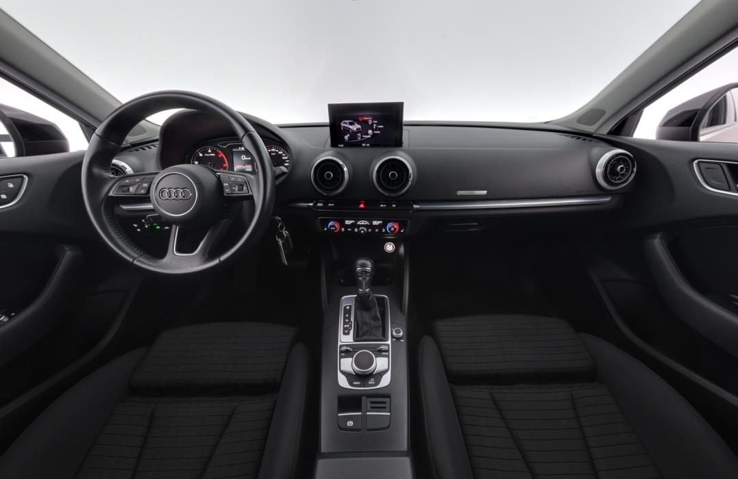 AUDI A3 2018