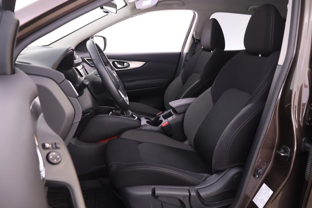 NISSAN Qashqai 2019
