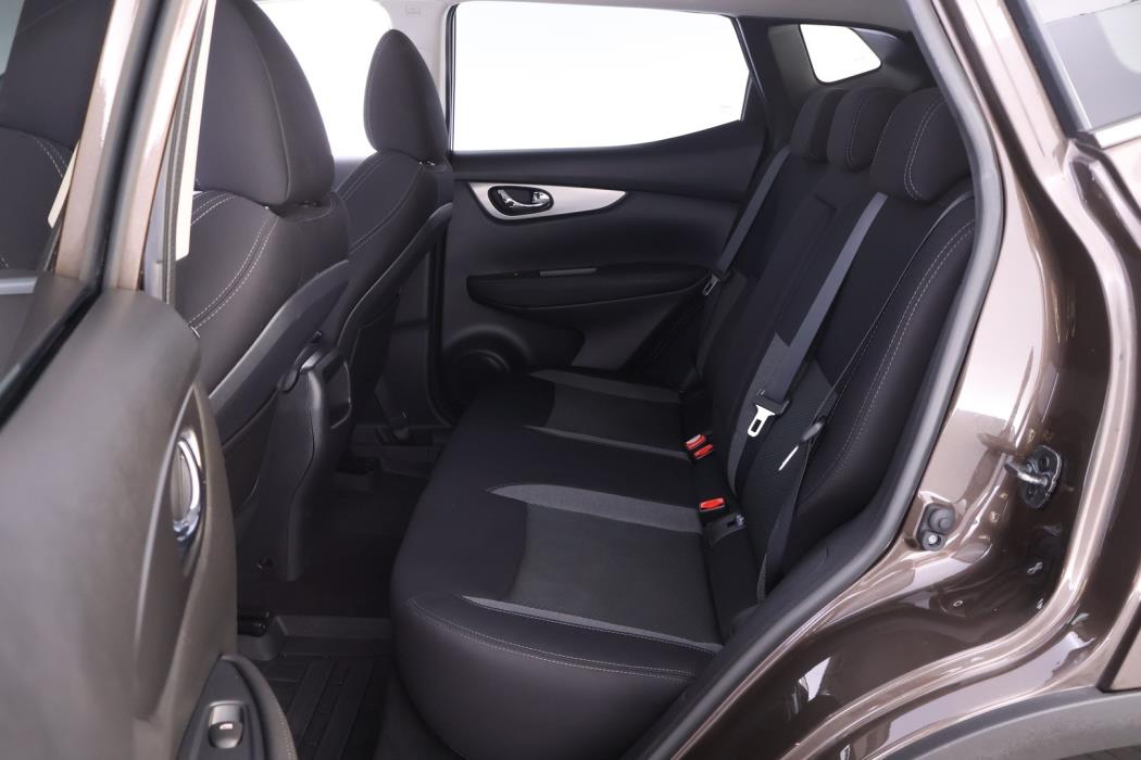 NISSAN Qashqai 2019