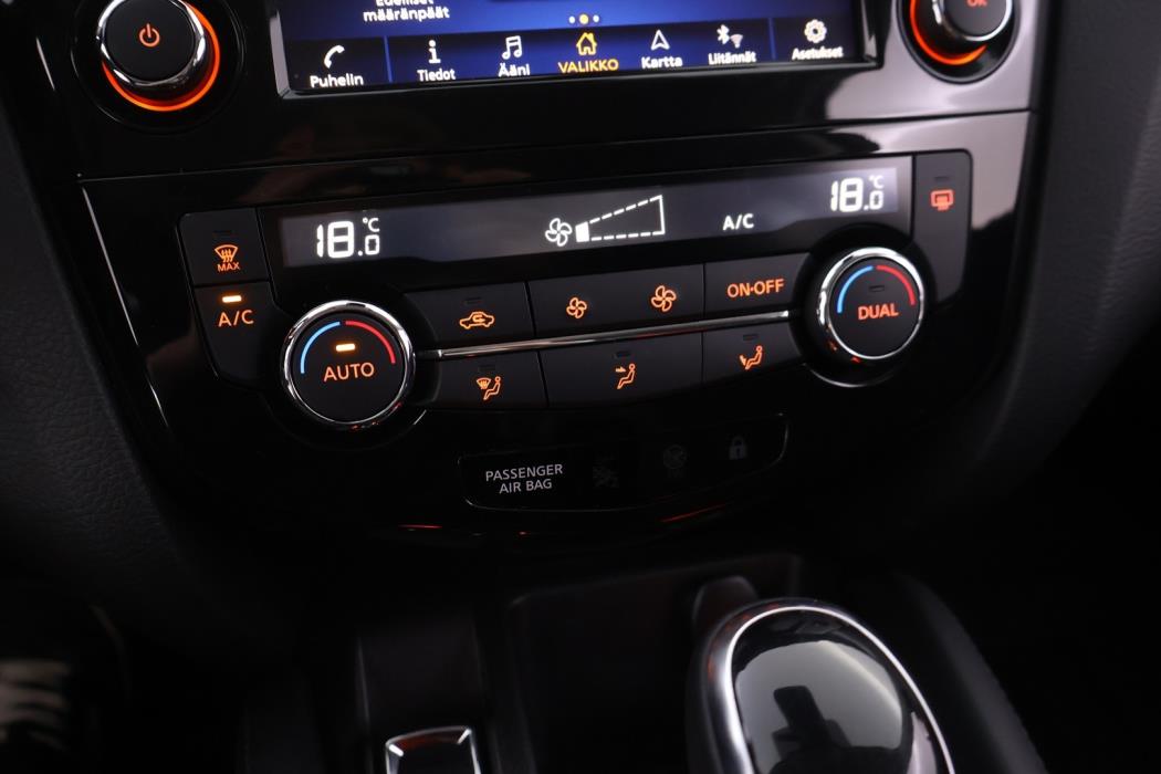 NISSAN Qashqai 2019