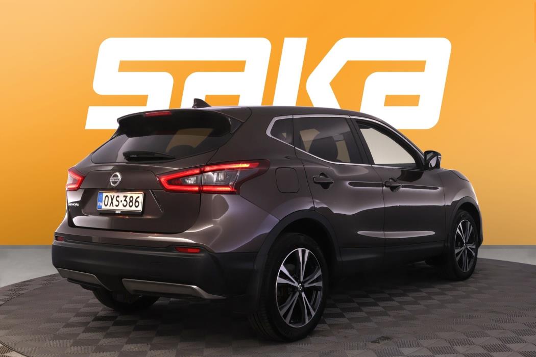 NISSAN Qashqai 2019