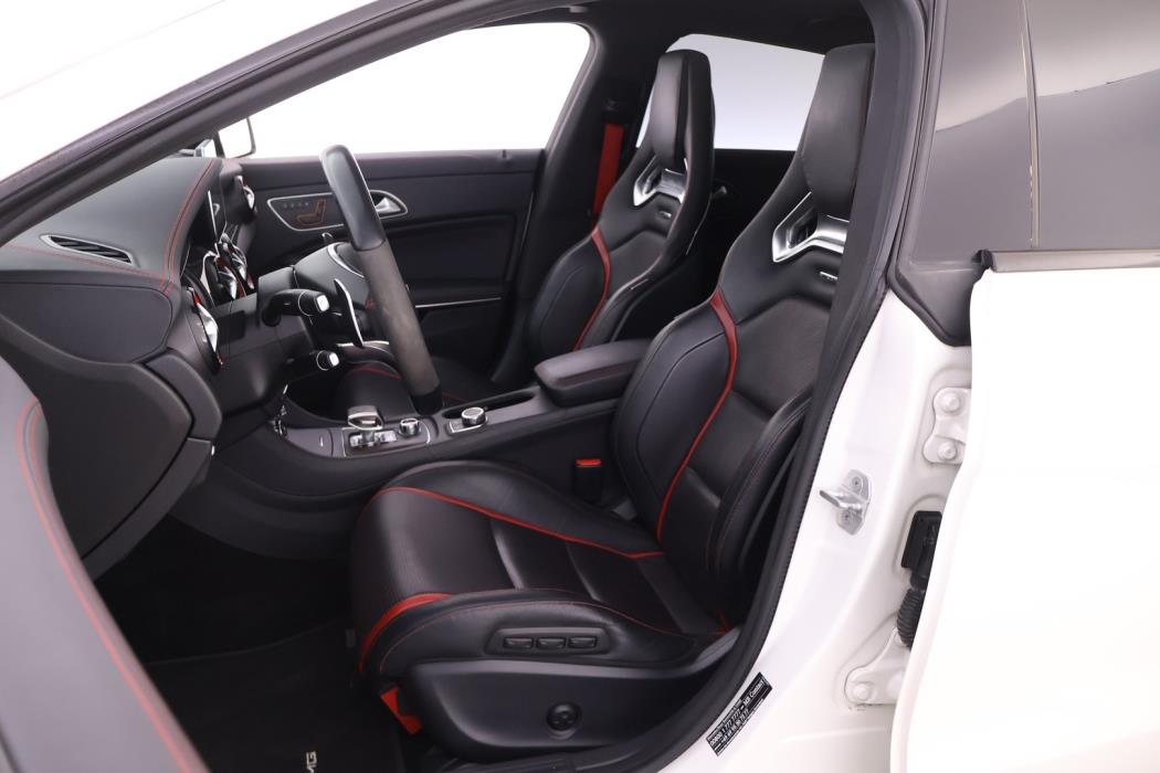 MERCEDES-BENZ CLA 45 AMG 2016