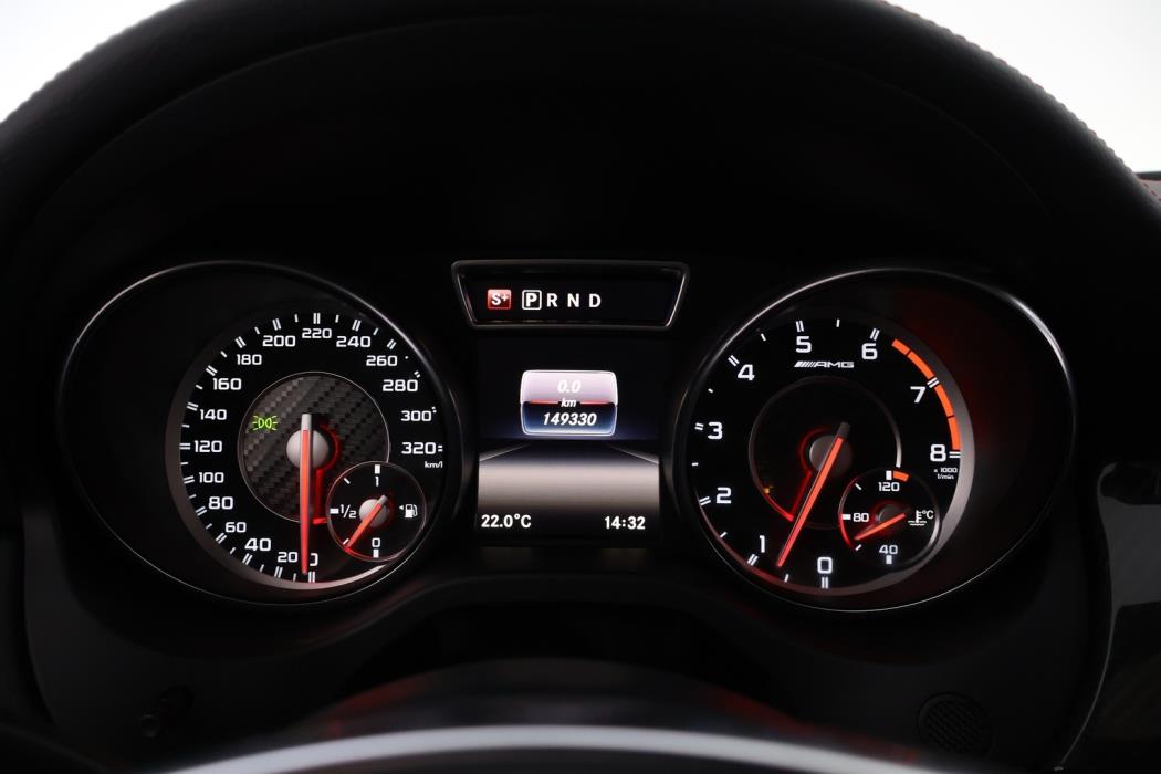 MERCEDES-BENZ CLA 45 AMG 2016