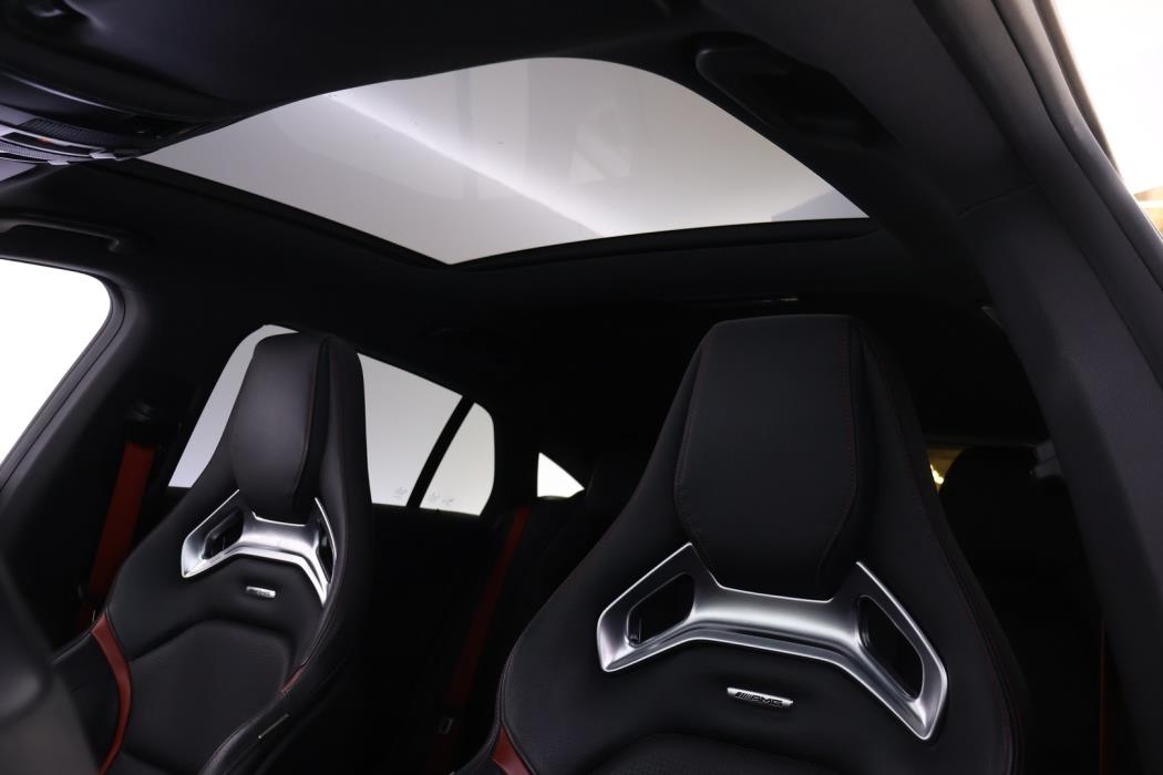 MERCEDES-BENZ CLA 45 AMG 2016
