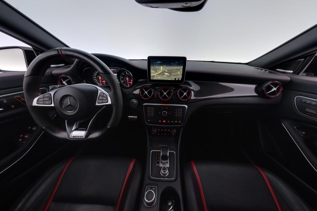 MERCEDES-BENZ CLA 45 AMG 2016