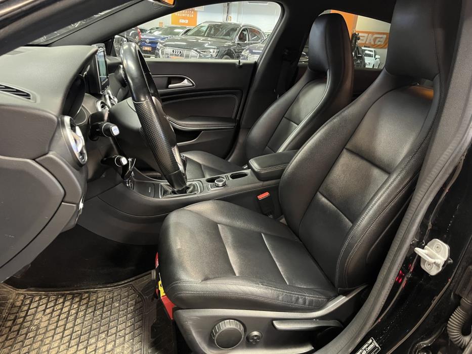 MERCEDES-BENZ CLA 2015