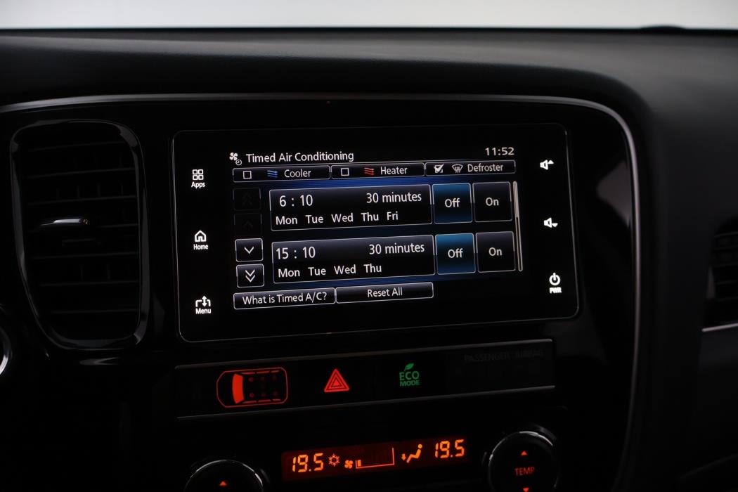 MITSUBISHI Outlander PHEV 2019