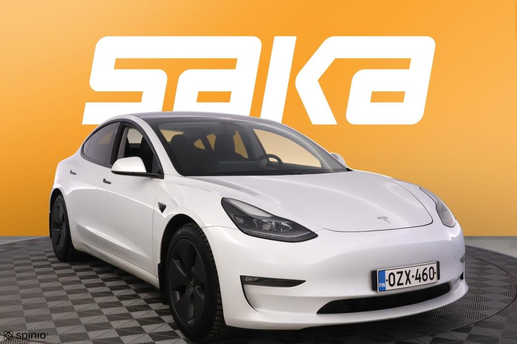 TESLA Model 3 2021