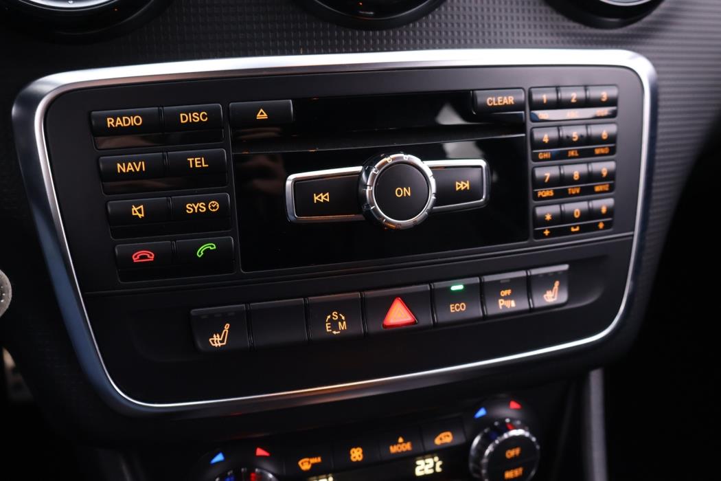 MERCEDES-BENZ A 2013