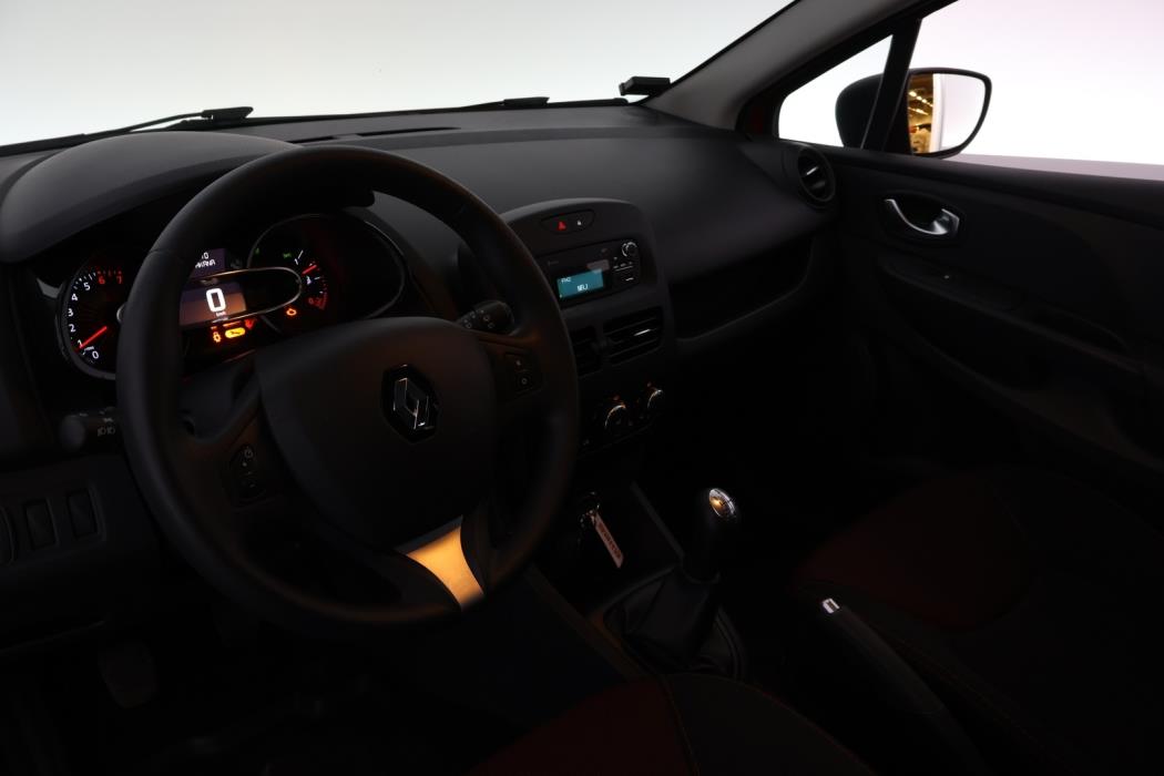 RENAULT Clio 2016