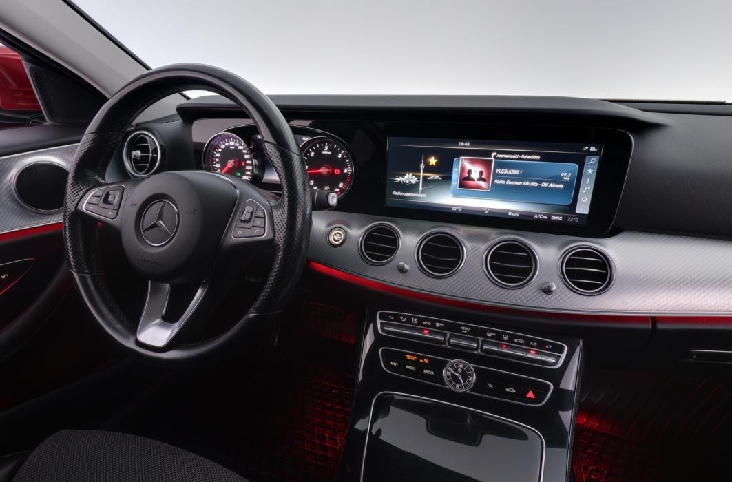 MERCEDES-BENZ E 2017