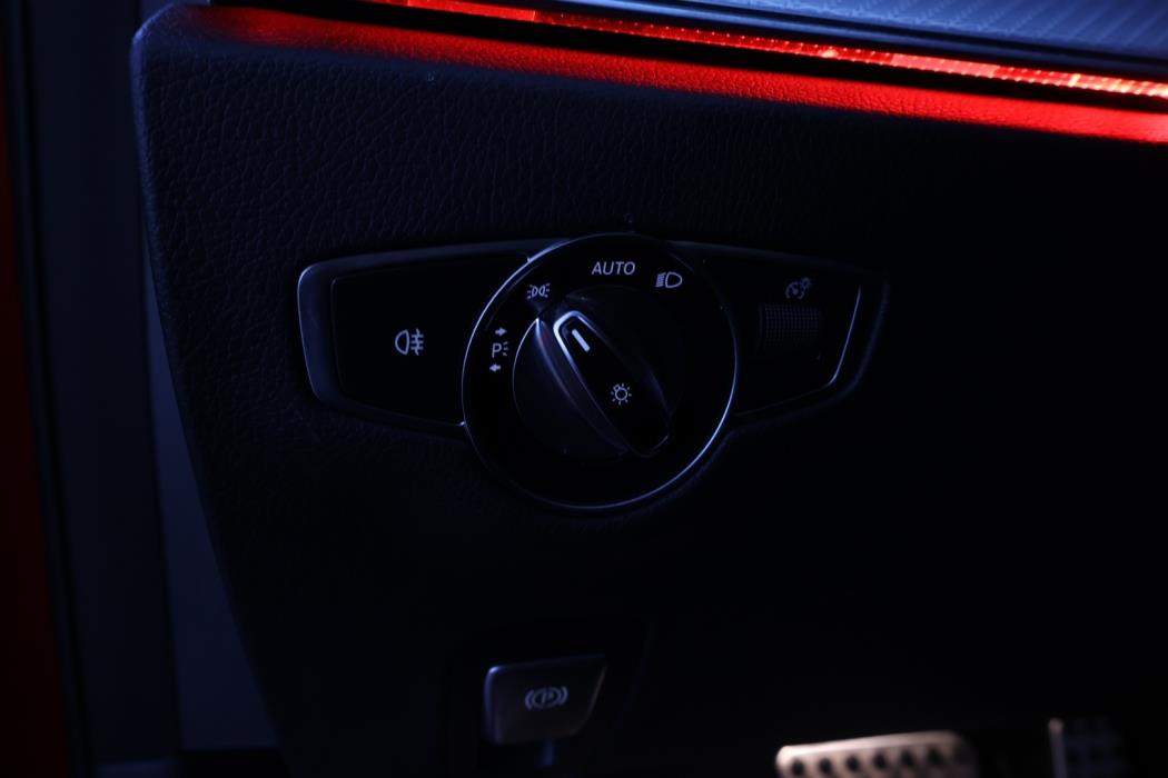 MERCEDES-BENZ E 2017