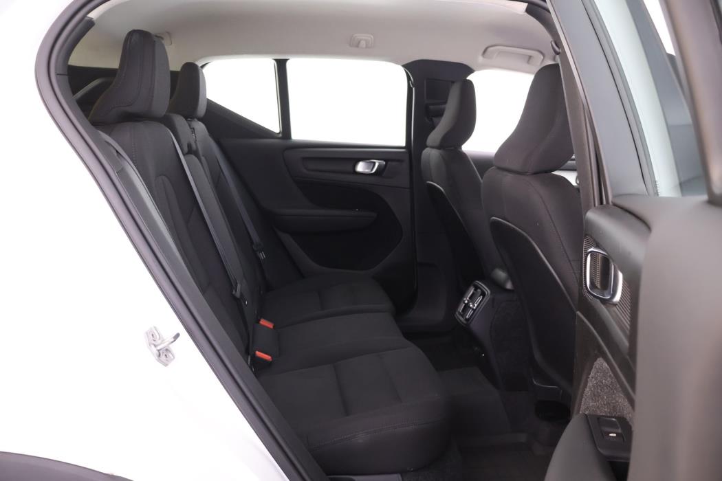 VOLVO XC40 2019