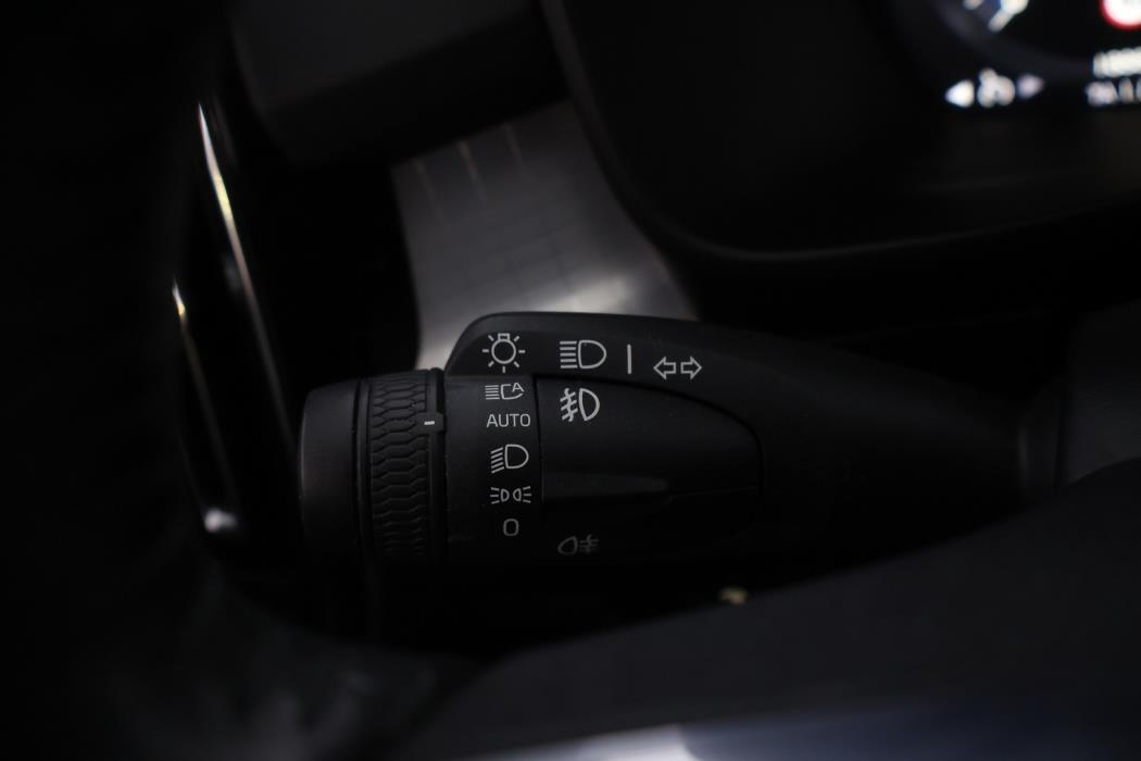 VOLVO XC40 2019
