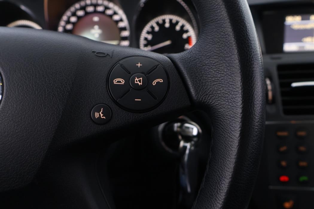 MERCEDES-BENZ C 2010