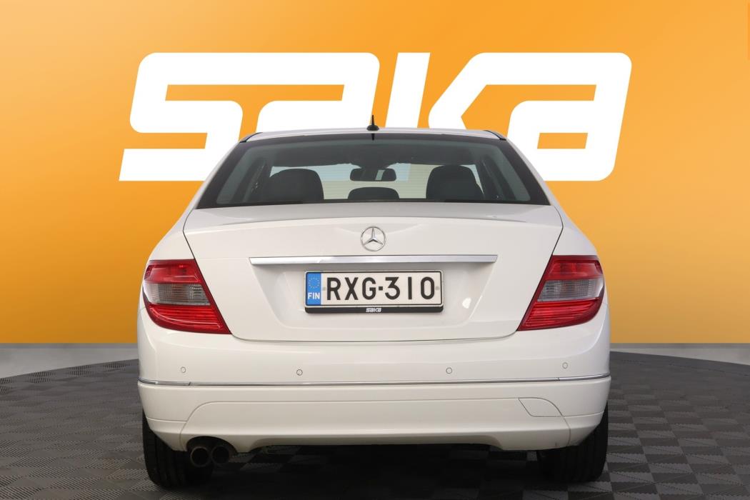 MERCEDES-BENZ C 2010
