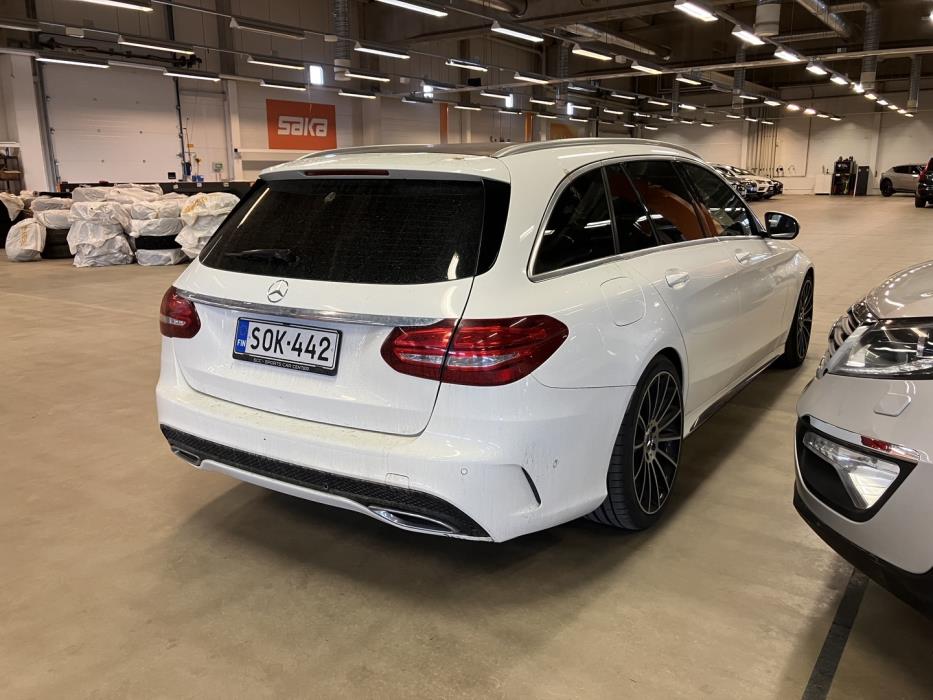 MERCEDES-BENZ C 2016