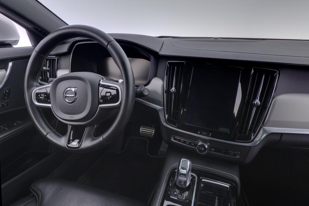 VOLVO V90 2018