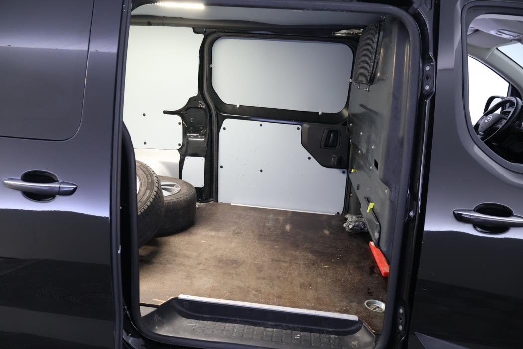 TOYOTA Proace 2021